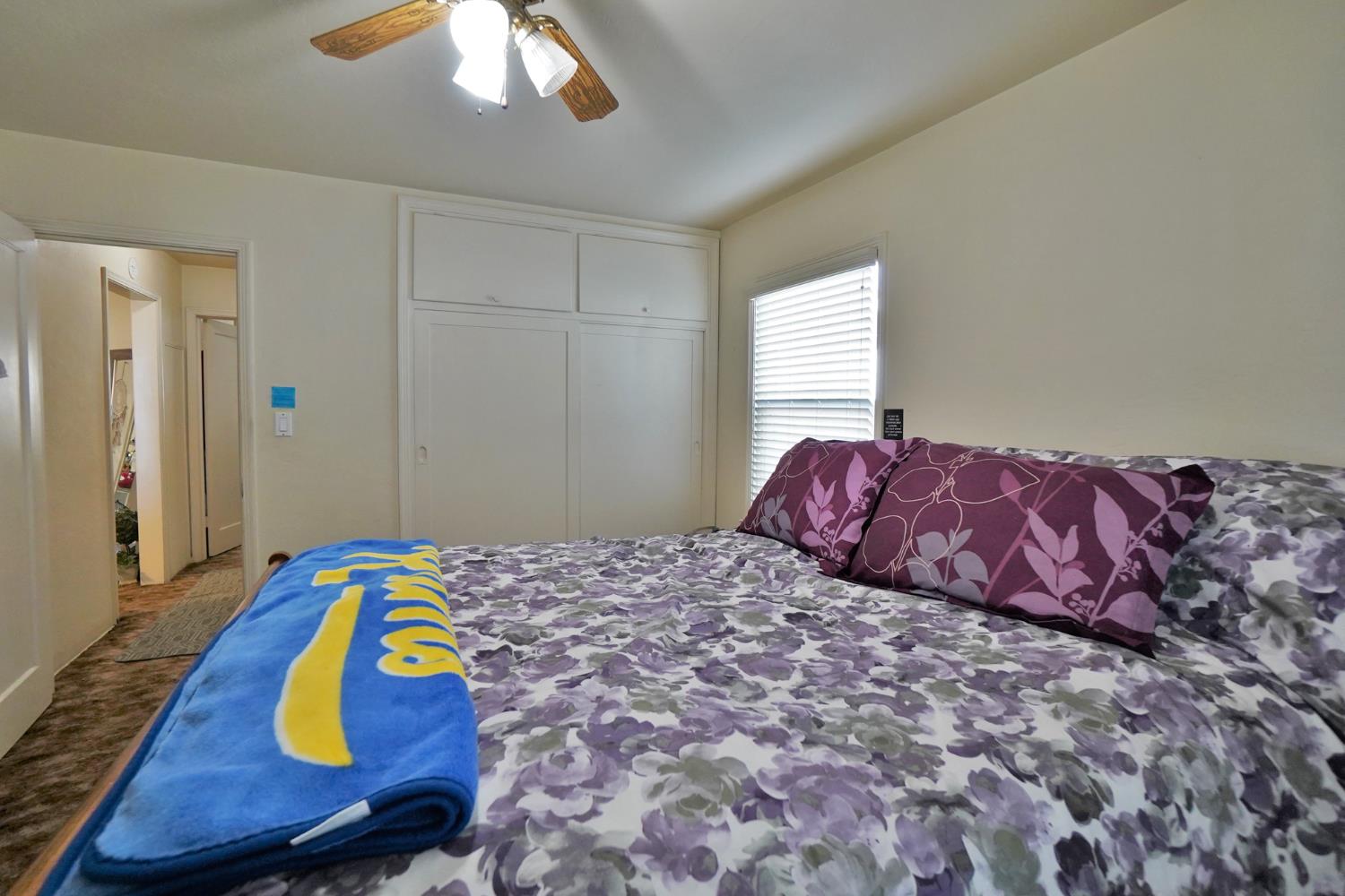 605 E Myrtle St, Hanford, CA 93230