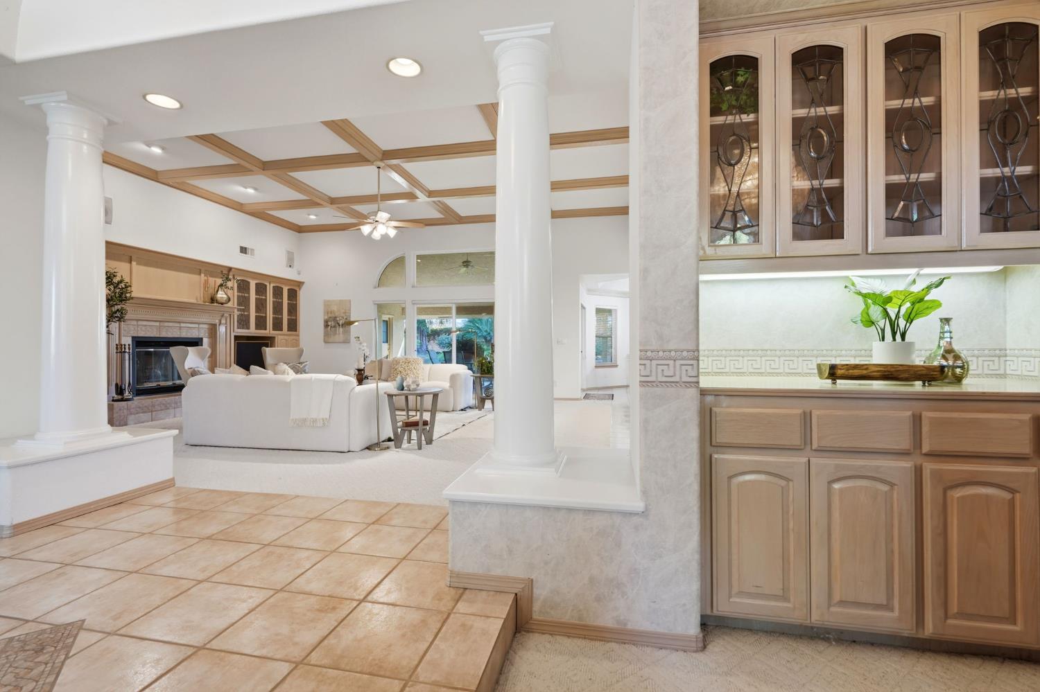 3403 E Vassar Ct, Visalia, CA 93292