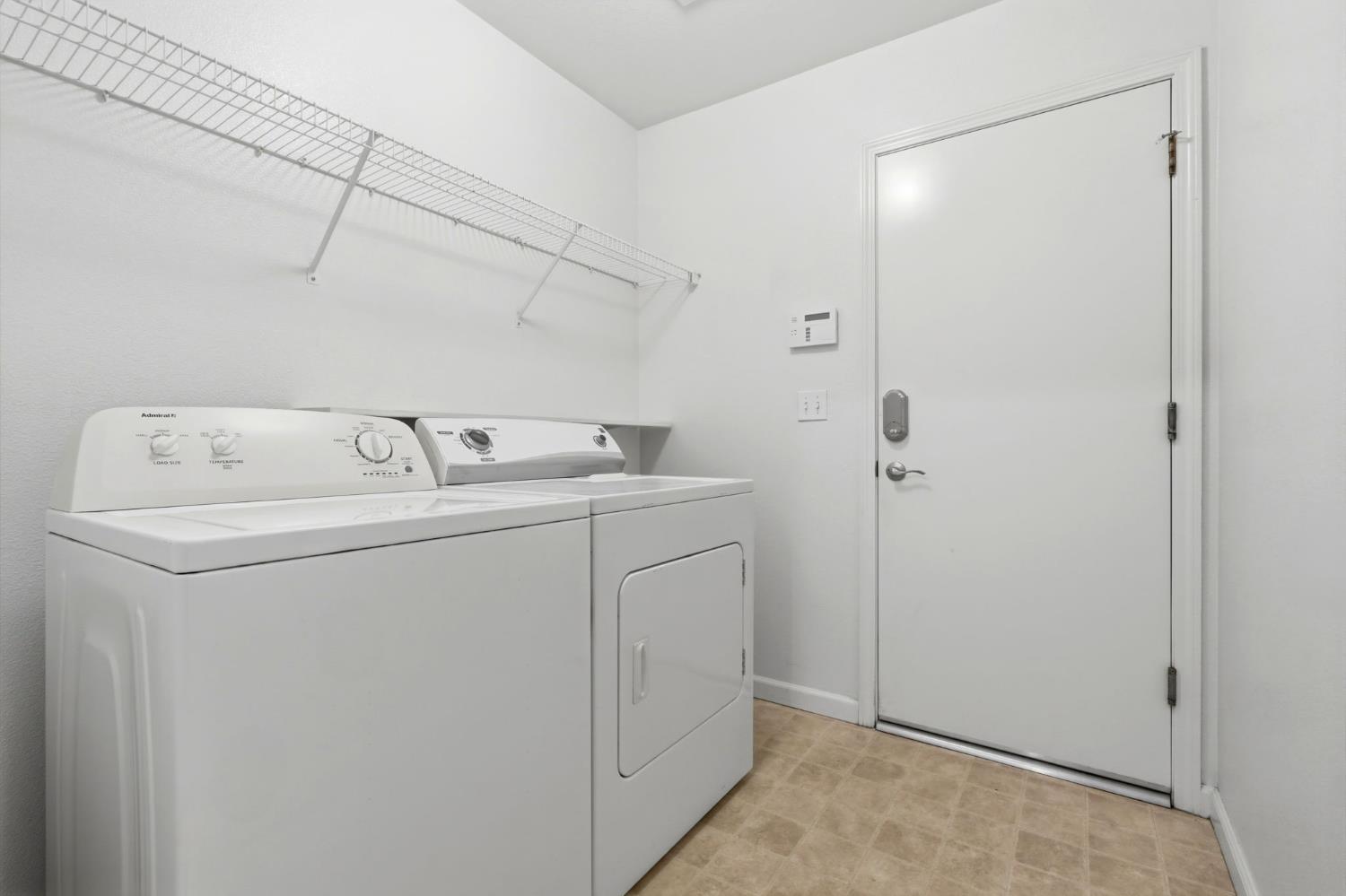 1155 W Julia Way, Hanford, CA 93230