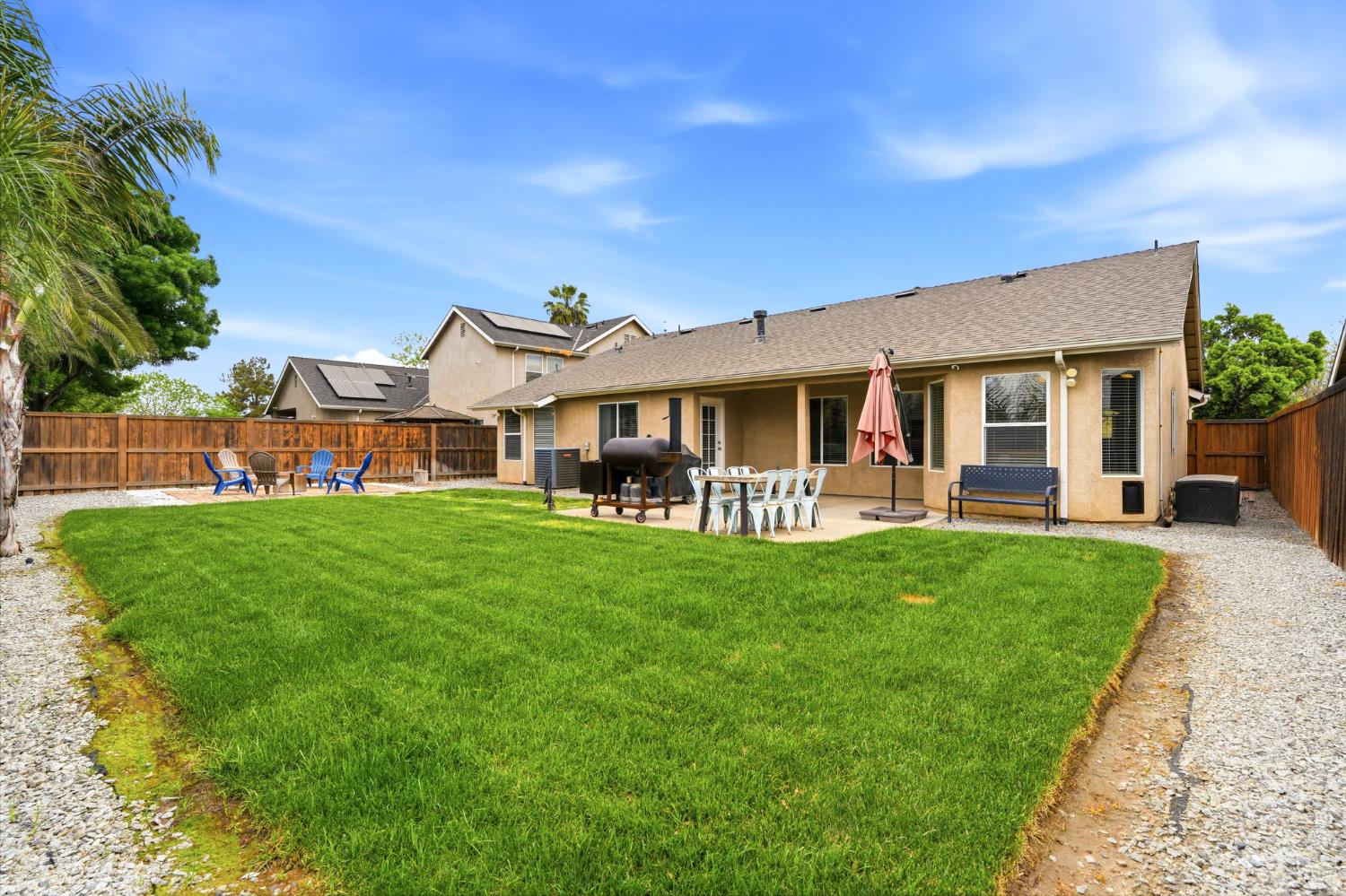 1155 W Julia Way, Hanford, CA 93230