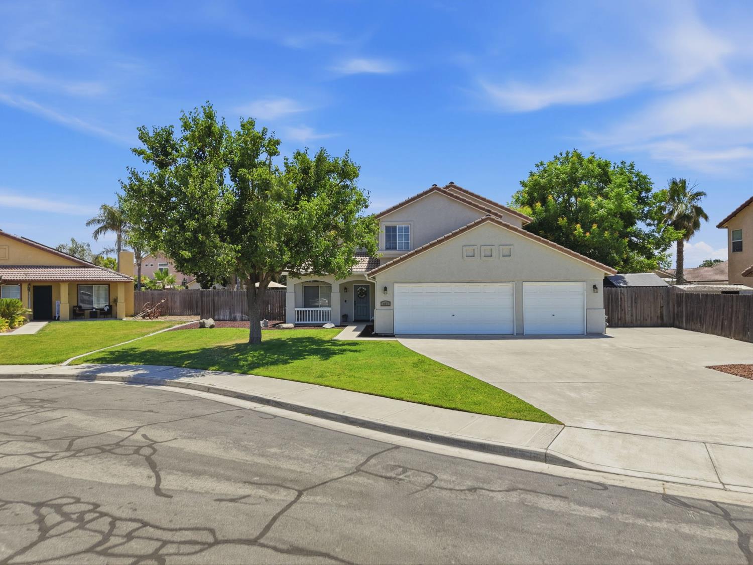 917 Margaret Cir, Hanford, CA 93230