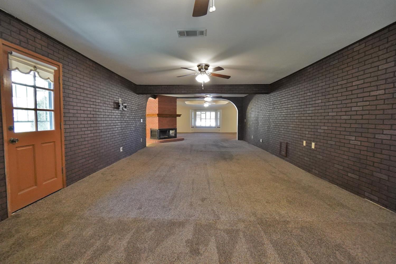 2479 Carter Way, Hanford, CA 93230