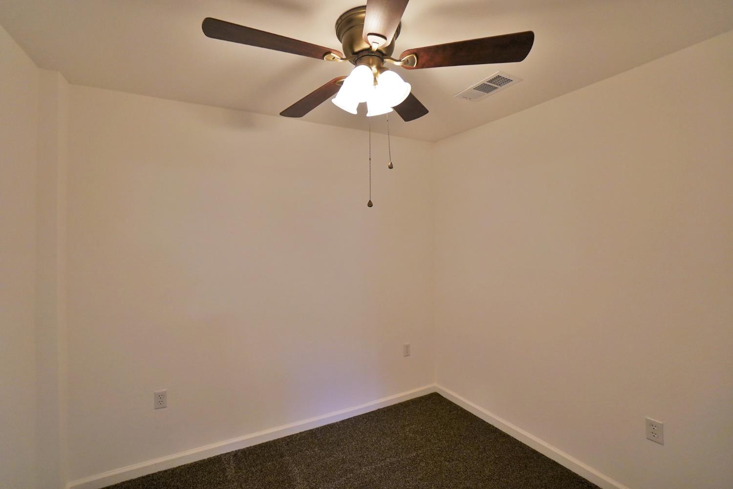 2479 Carter Way, Hanford, CA 93230