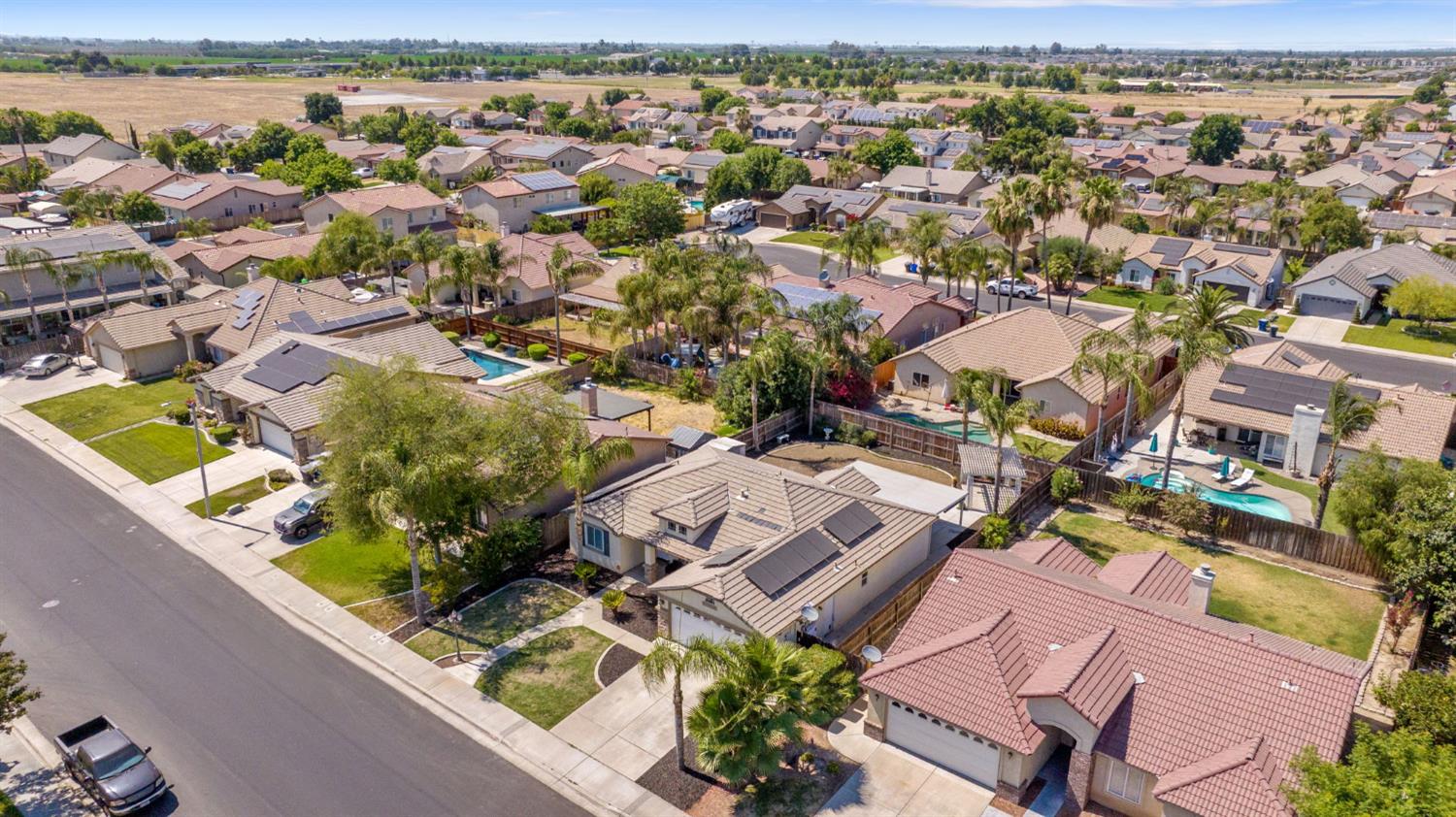 2138 Freedom St, Hanford, CA 93230