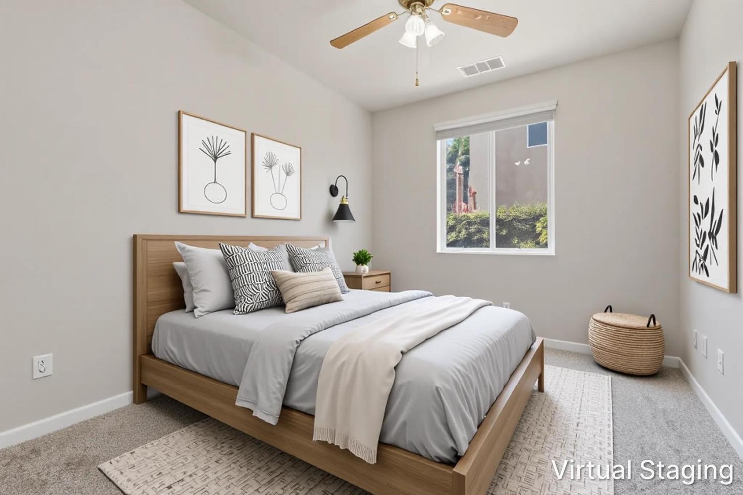 2429 N Oak Grove Ct, Visalia, CA 93291
