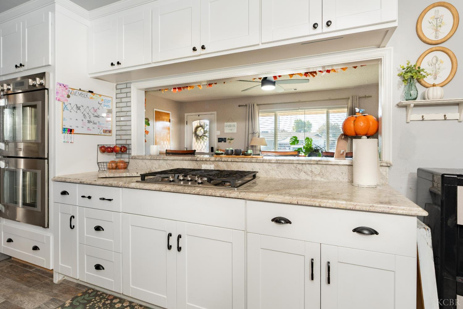 254 W Earl Way, Hanford, CA 93230