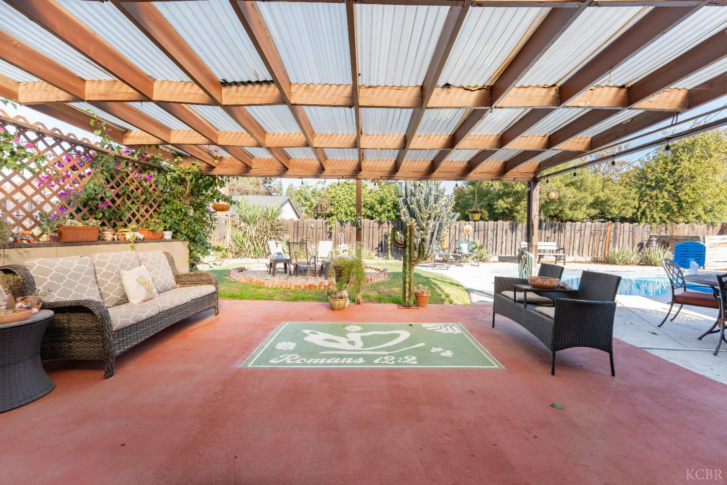 254 W Earl Way, Hanford, CA 93230