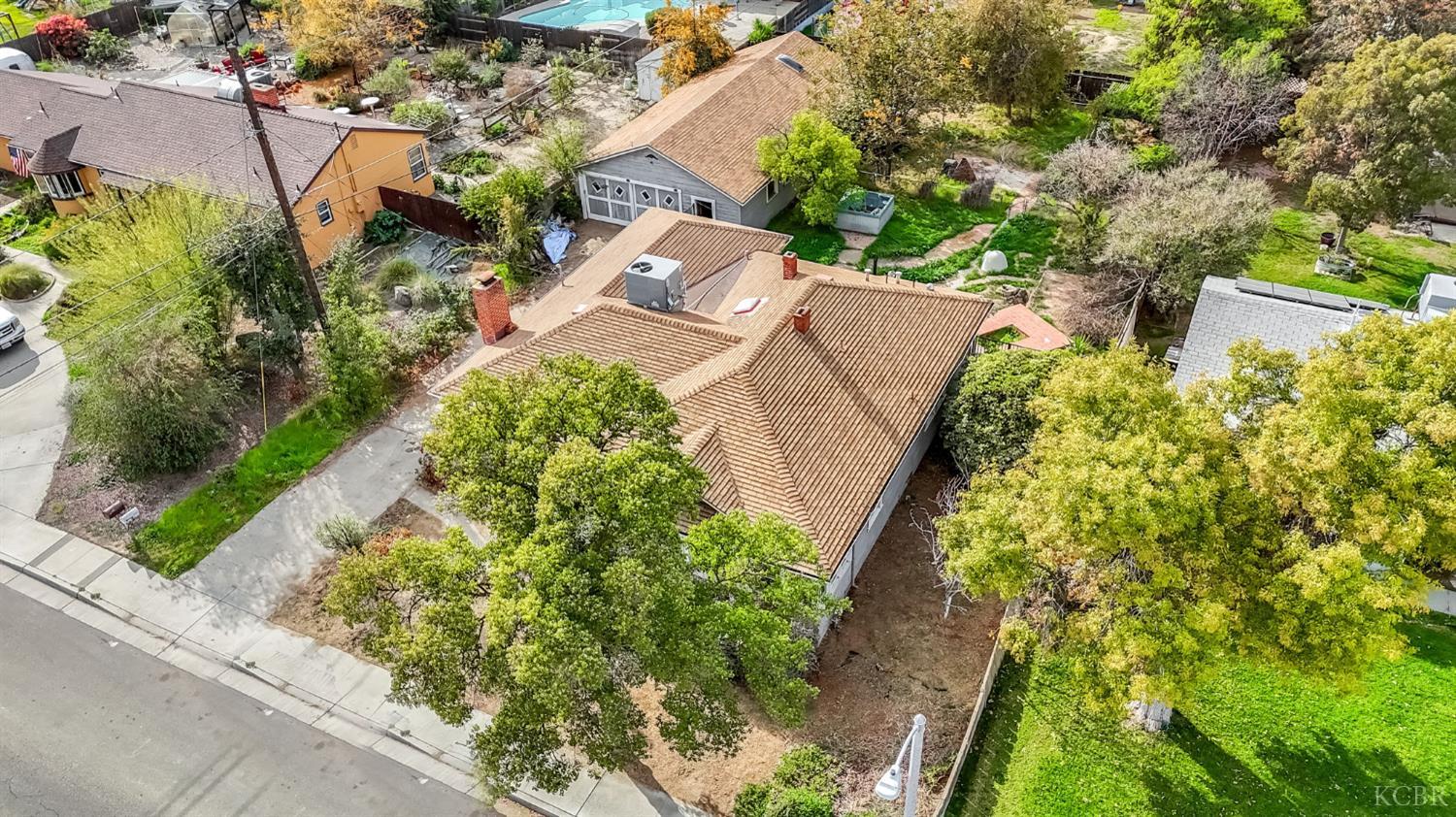 2100 N Douty St, Hanford, CA 93230