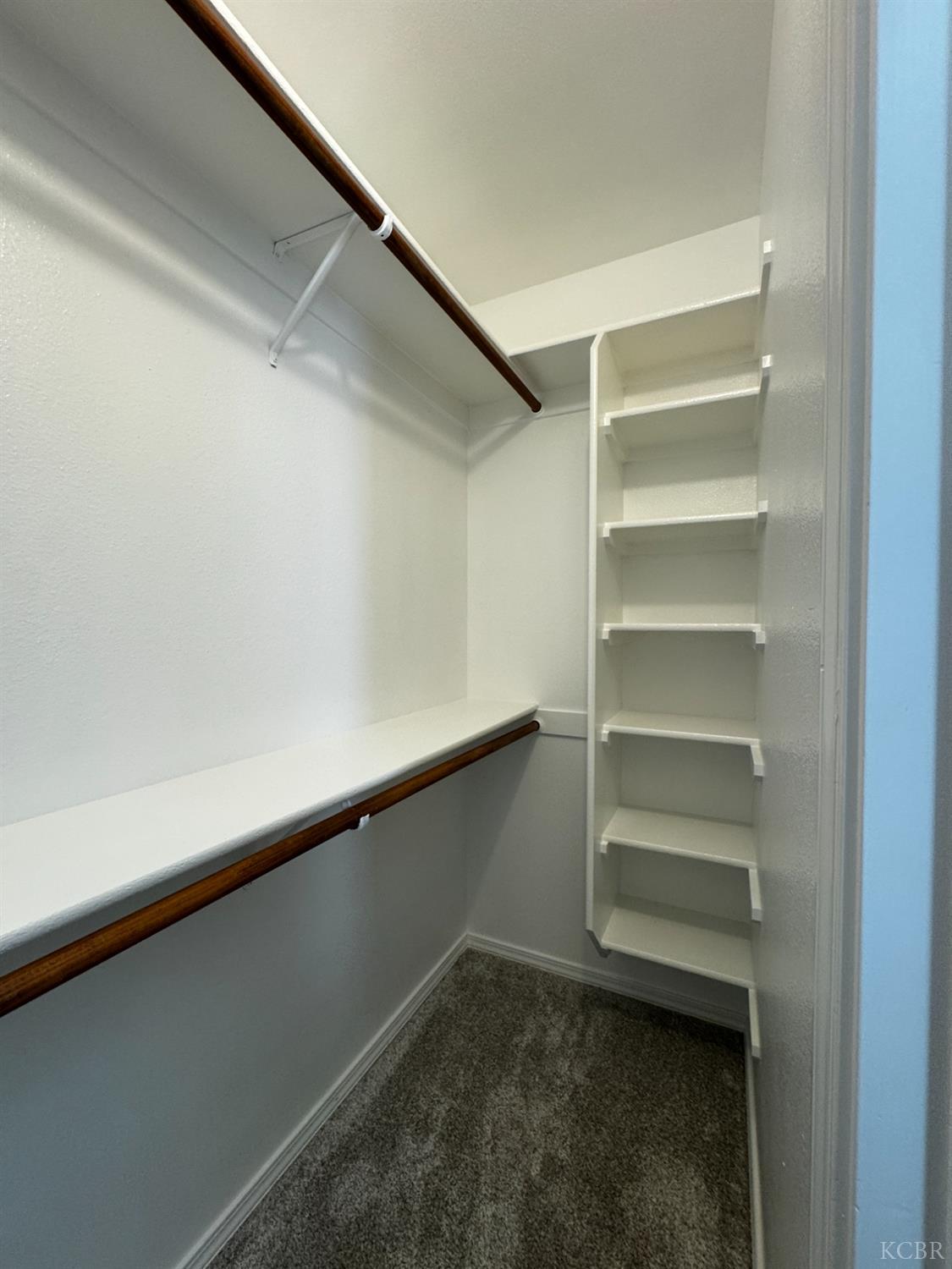 1235 University Ave, Hanford, CA 93230