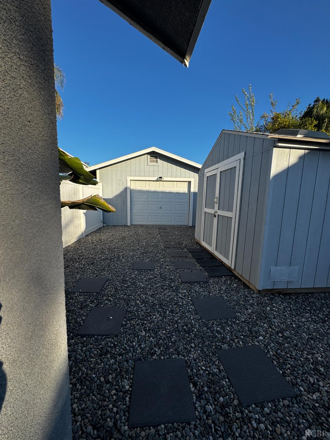 1235 University Ave, Hanford, CA 93230