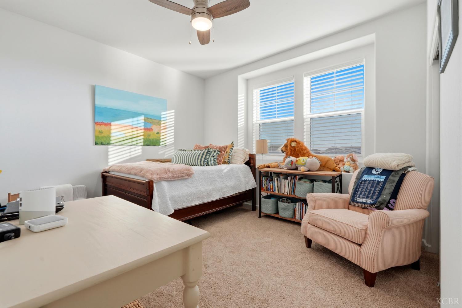 2566 Muscat Ct, Hanford, CA 93230