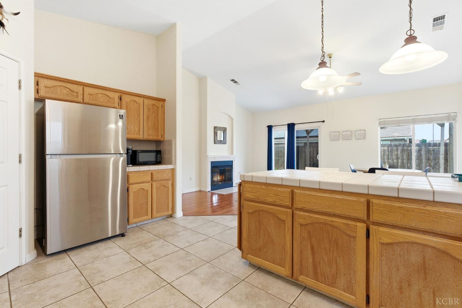 535 Mallard Ave, Lemoore, CA 93245