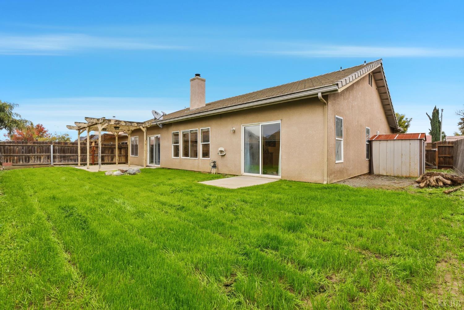 535 Mallard Ave, Lemoore, CA 93245