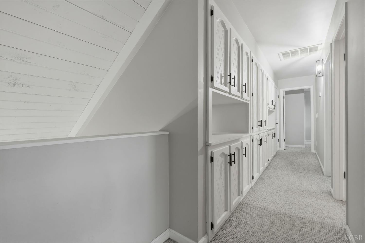 1145 Campus Dr, Hanford, CA 93230