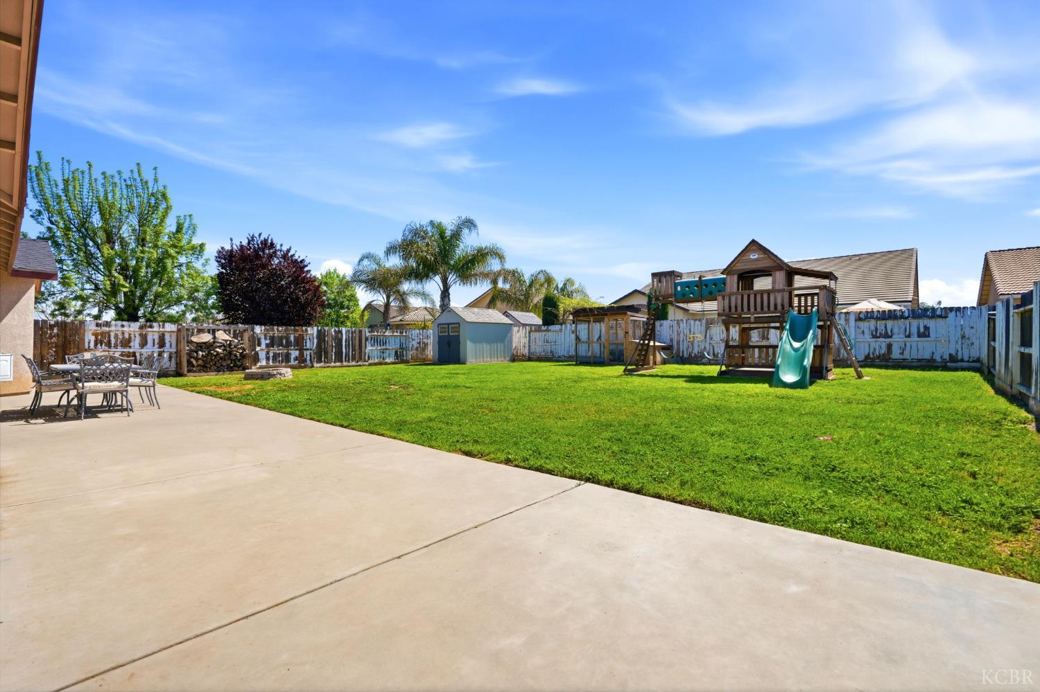 1849 W Spring Crest St, Hanford, CA 93230