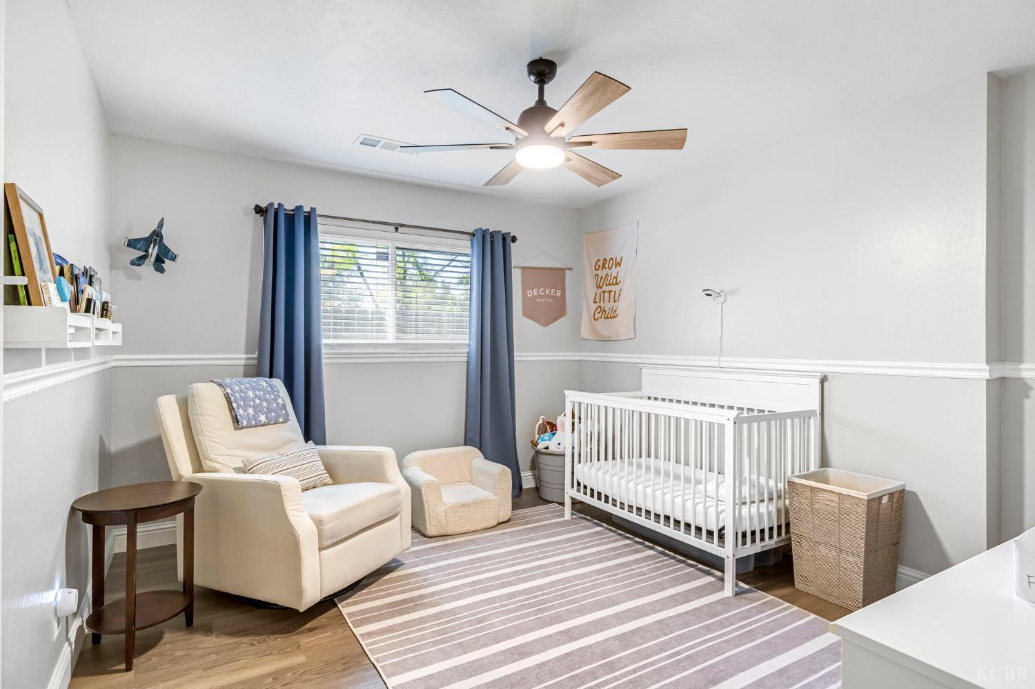 1182 Hansen Ct, Hanford, CA 93230