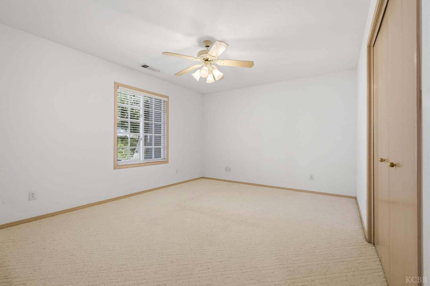 3403 E Vassar Ct, Visalia, CA 93292