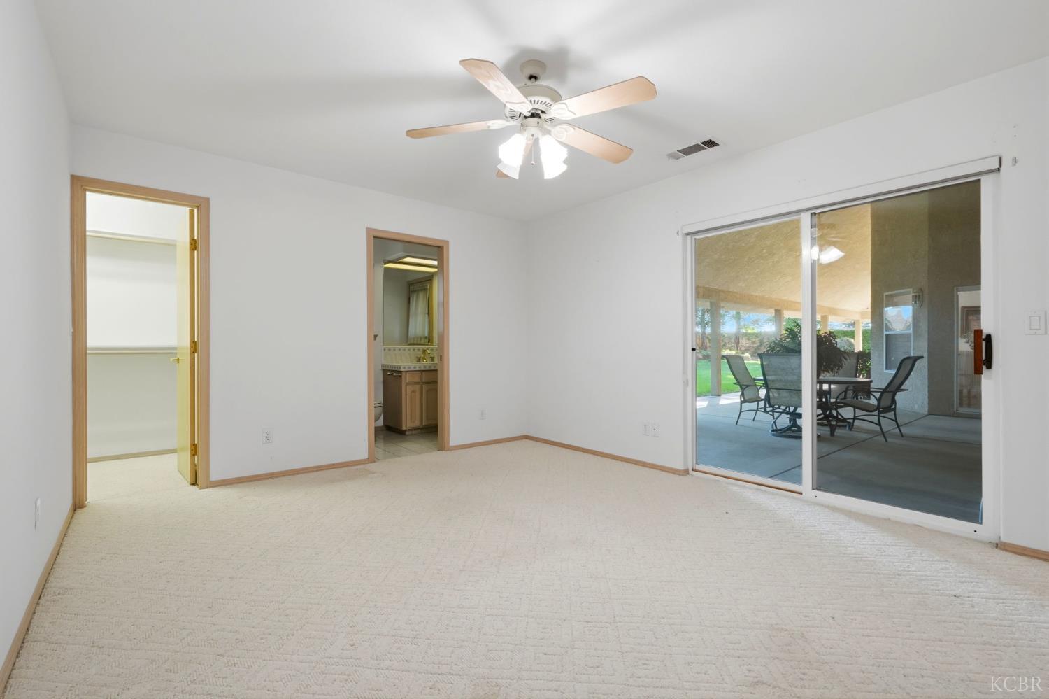 3403 E Vassar Ct, Visalia, CA 93292