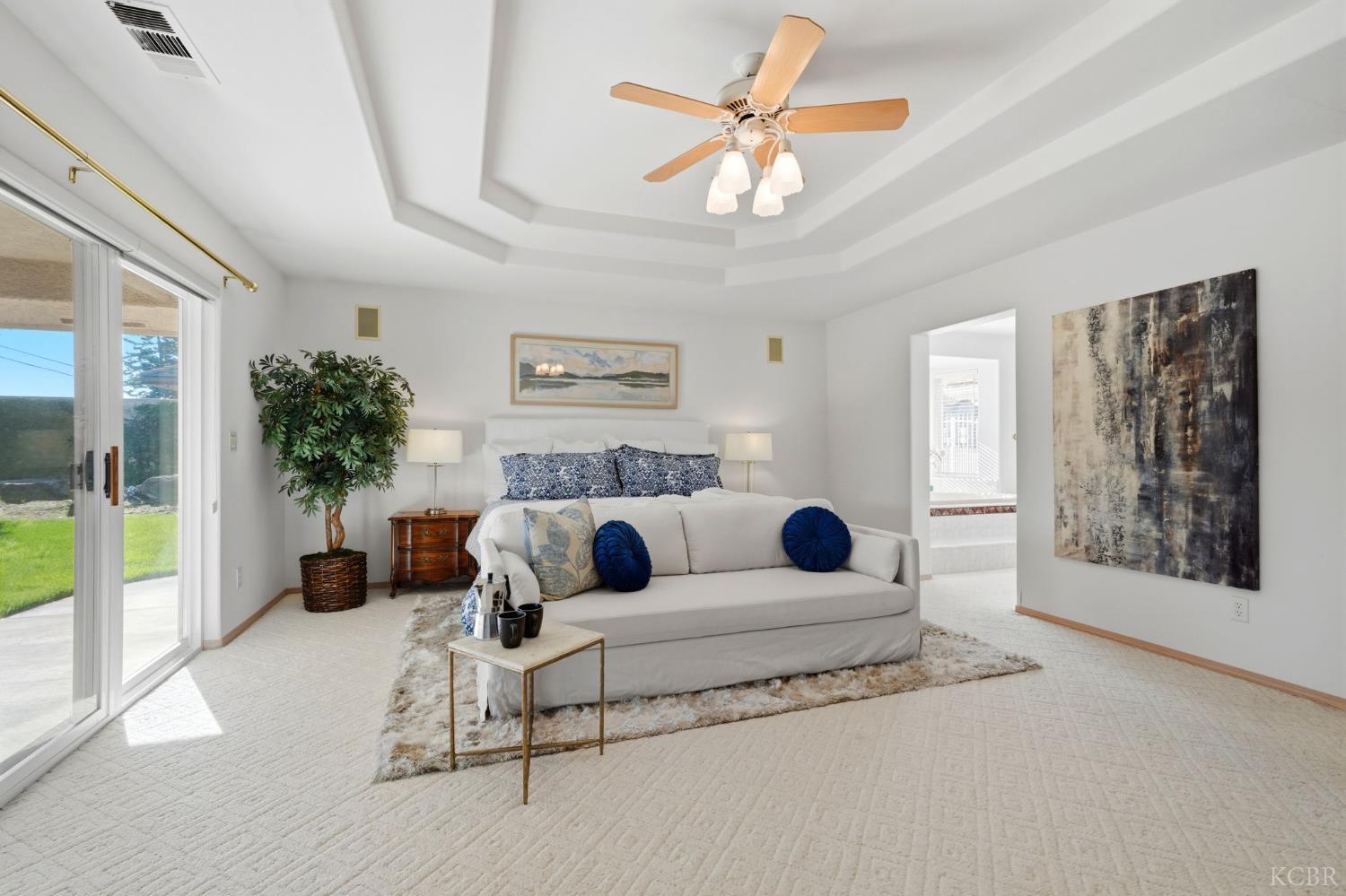 3403 E Vassar Ct, Visalia, CA 93292