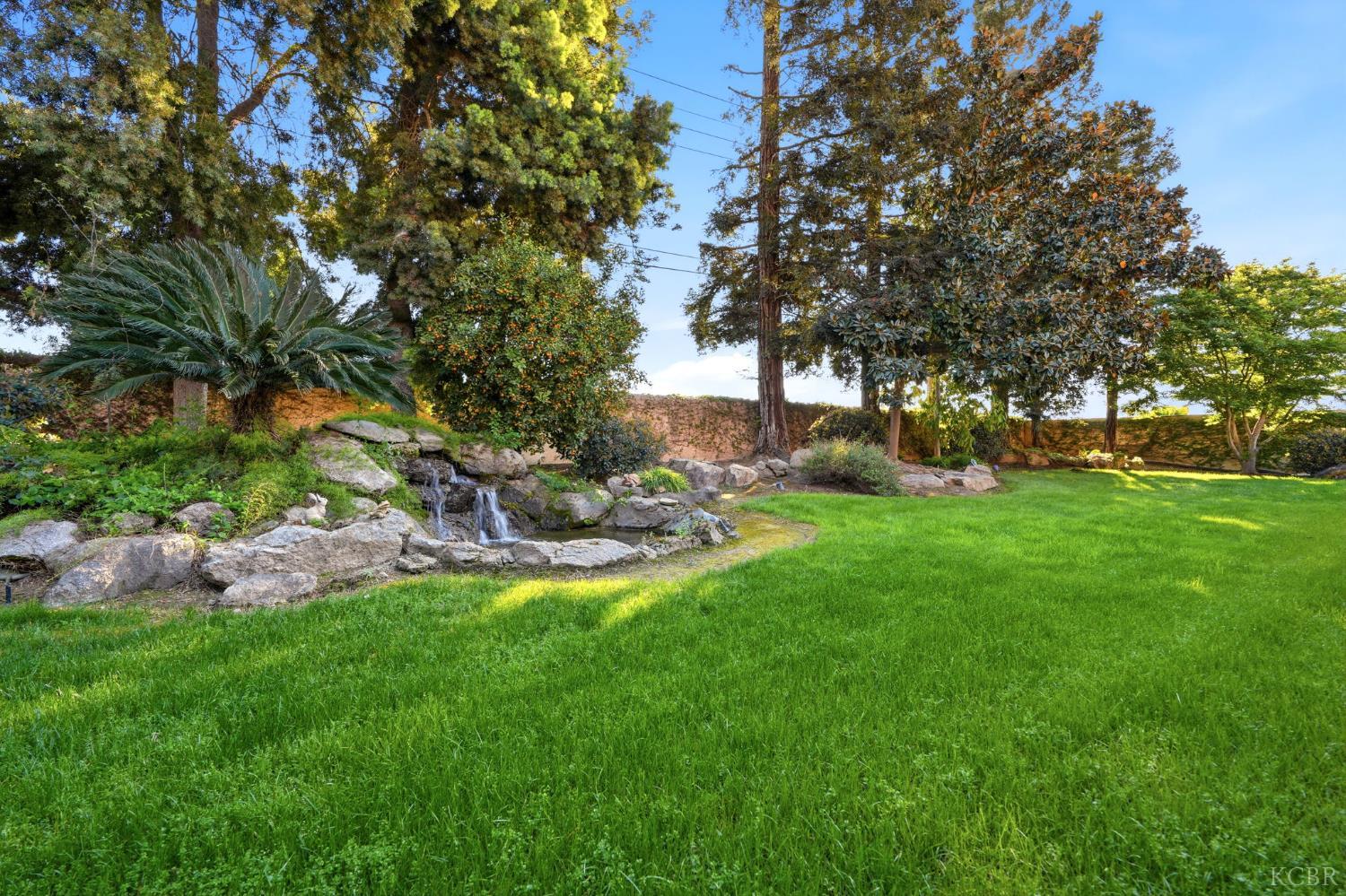 3403 E Vassar Ct, Visalia, CA 93292