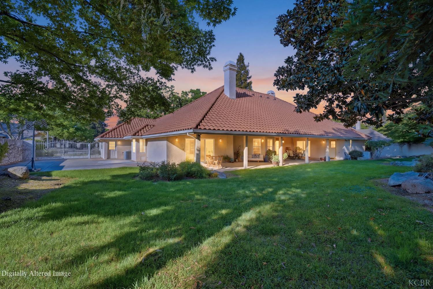 3403 E Vassar Ct, Visalia, CA 93292