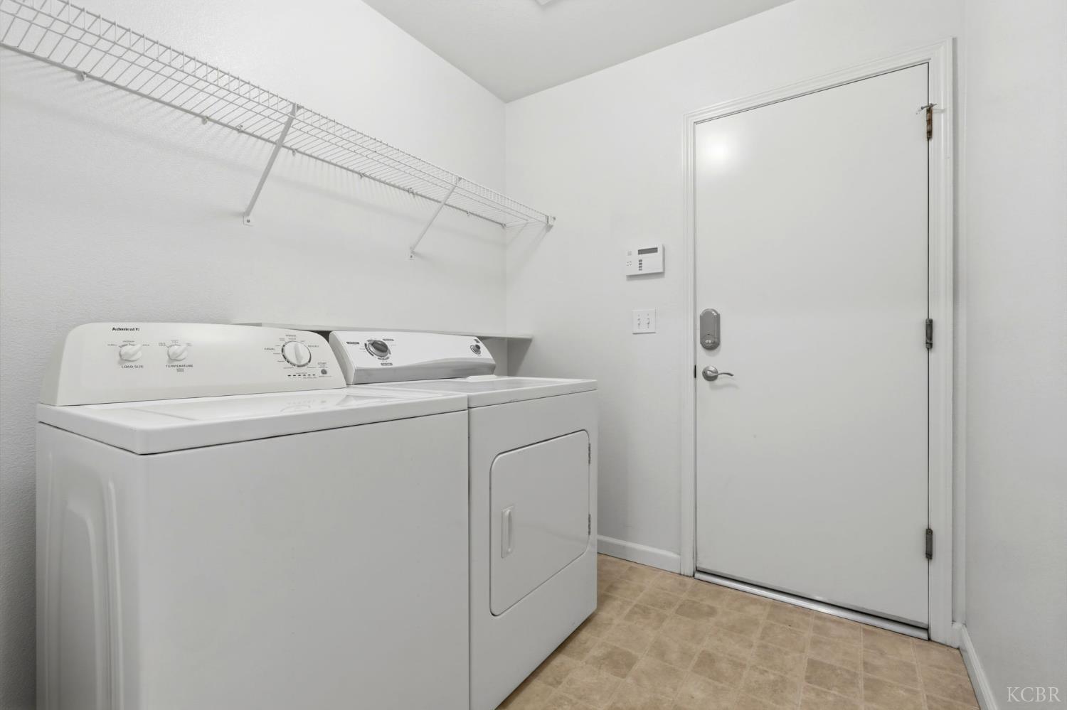 1155 W Julia Way, Hanford, CA 93230