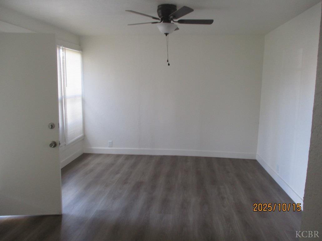 1247 Davis St, Hanford, CA 93230