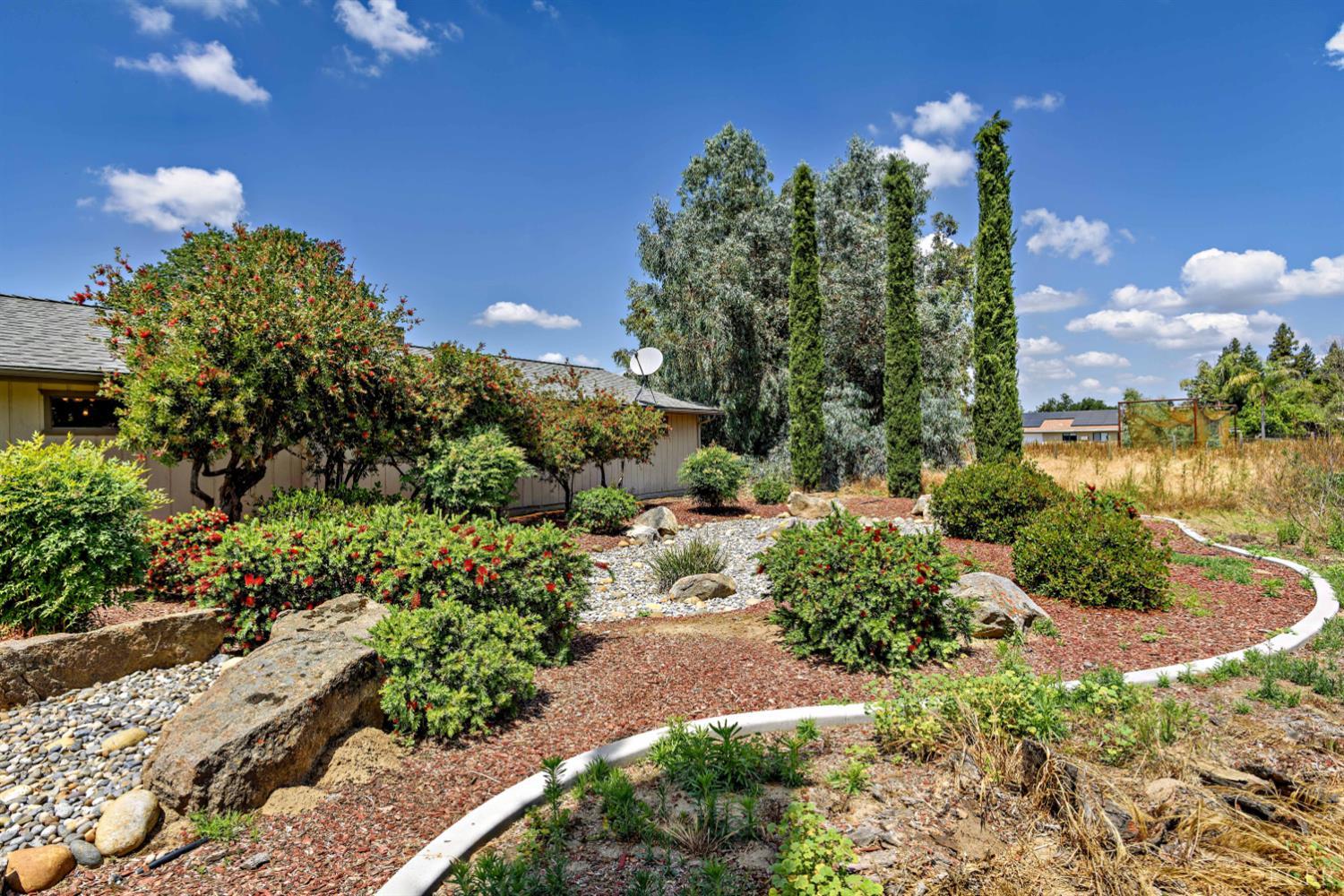 12066 Excelsior Ave, Hanford, CA 93230