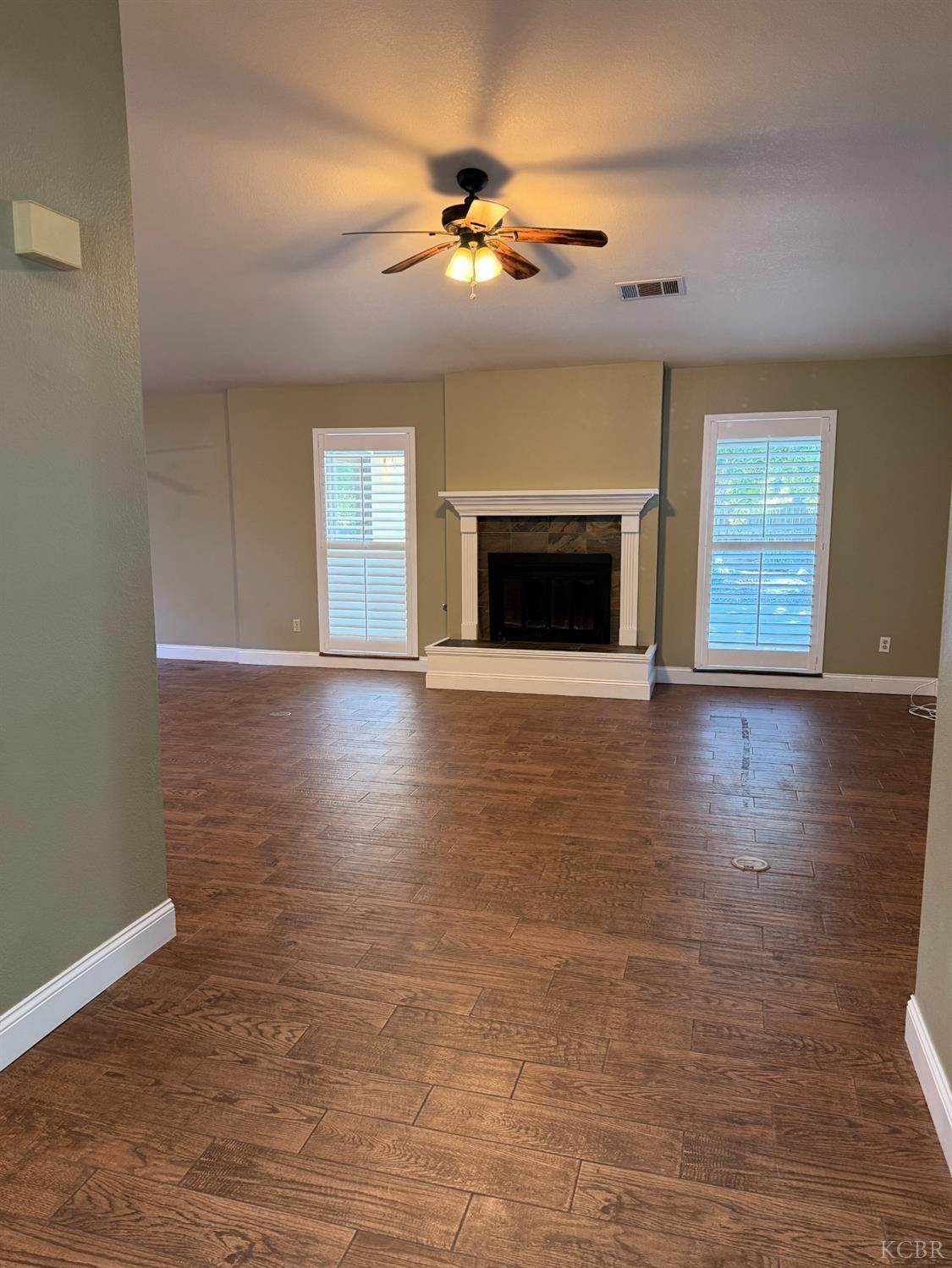 2319 Aspen St, Hanford, CA 93230