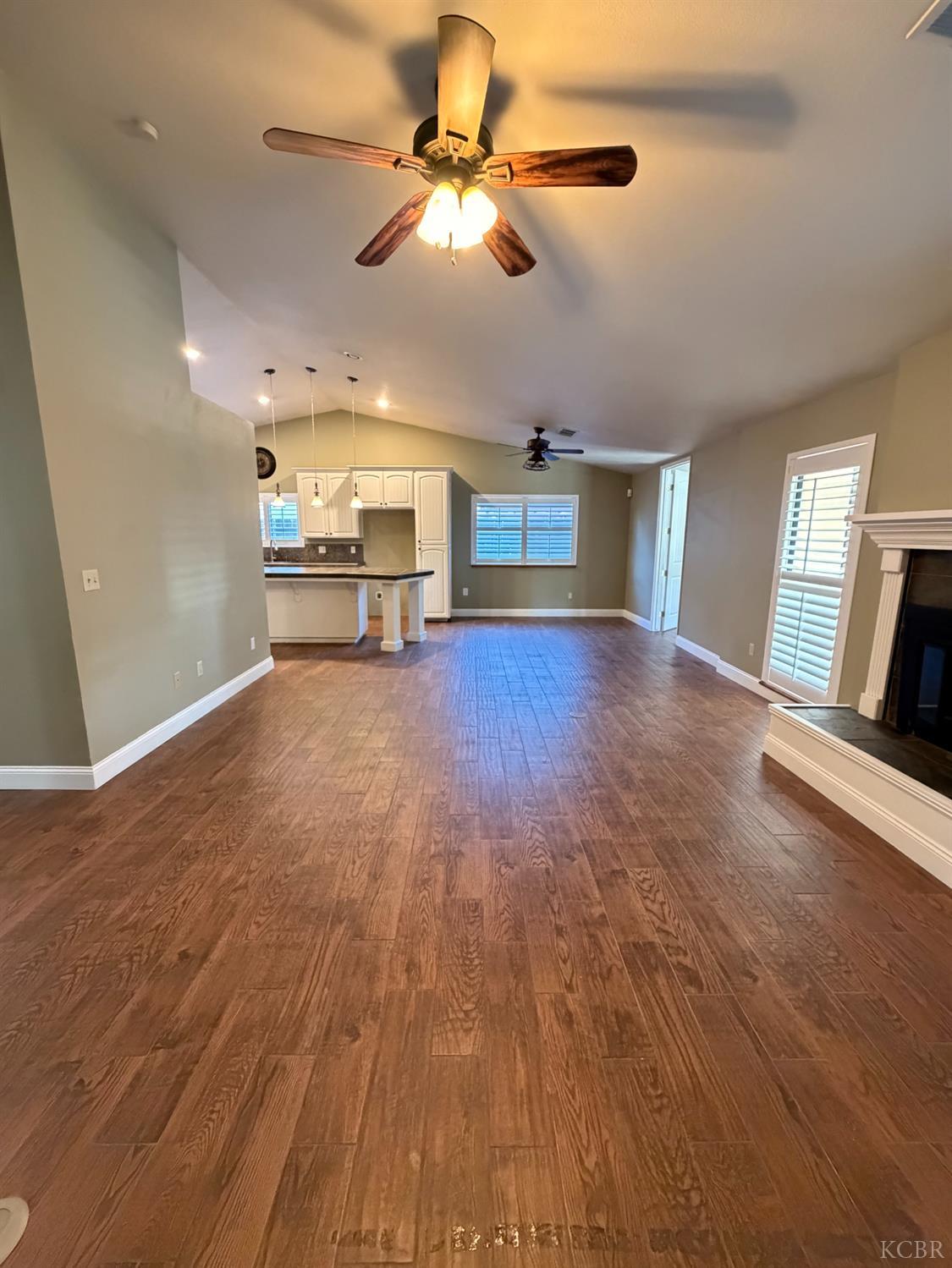 2319 Aspen St, Hanford, CA 93230