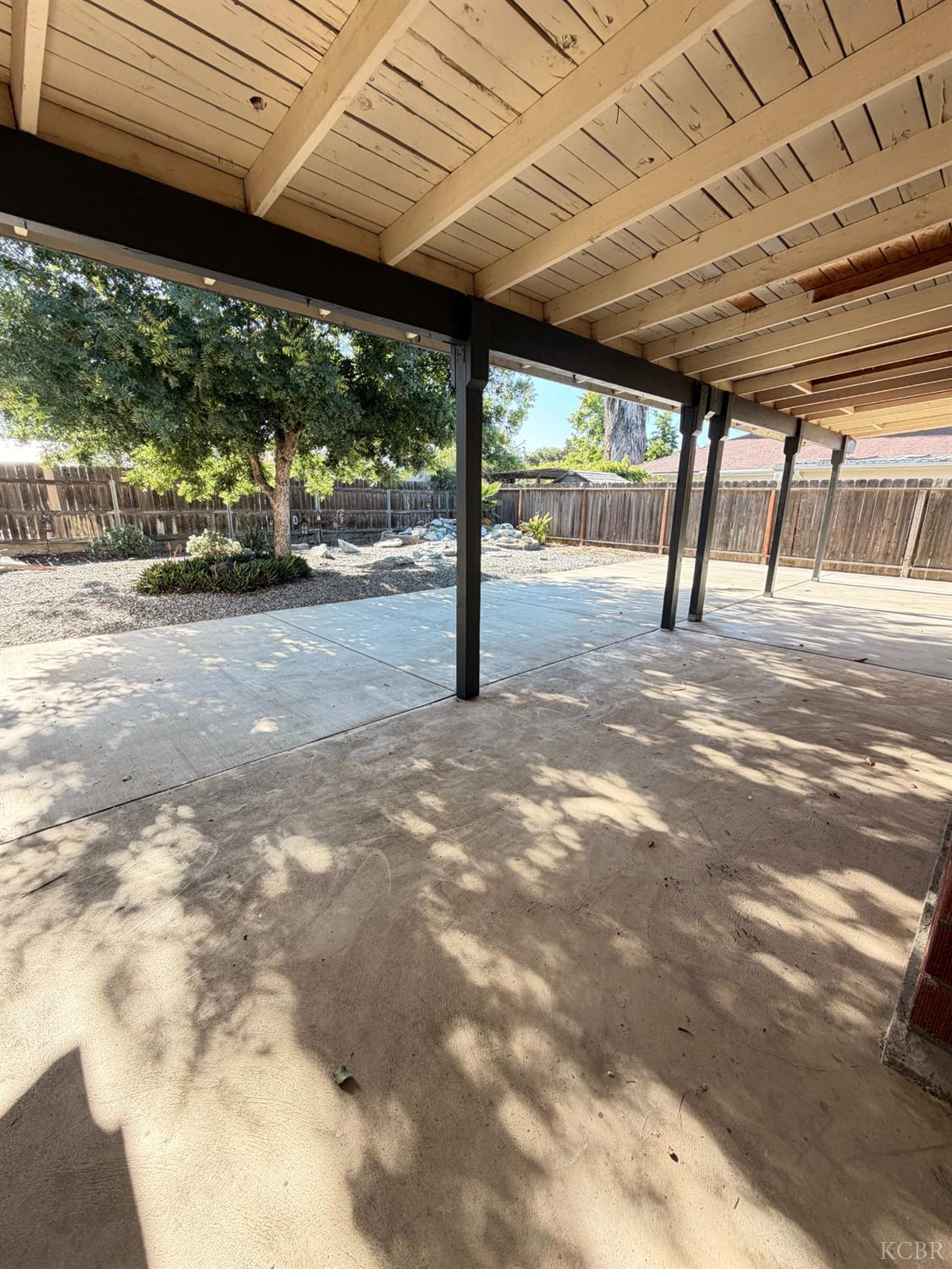 2319 Aspen St, Hanford, CA 93230