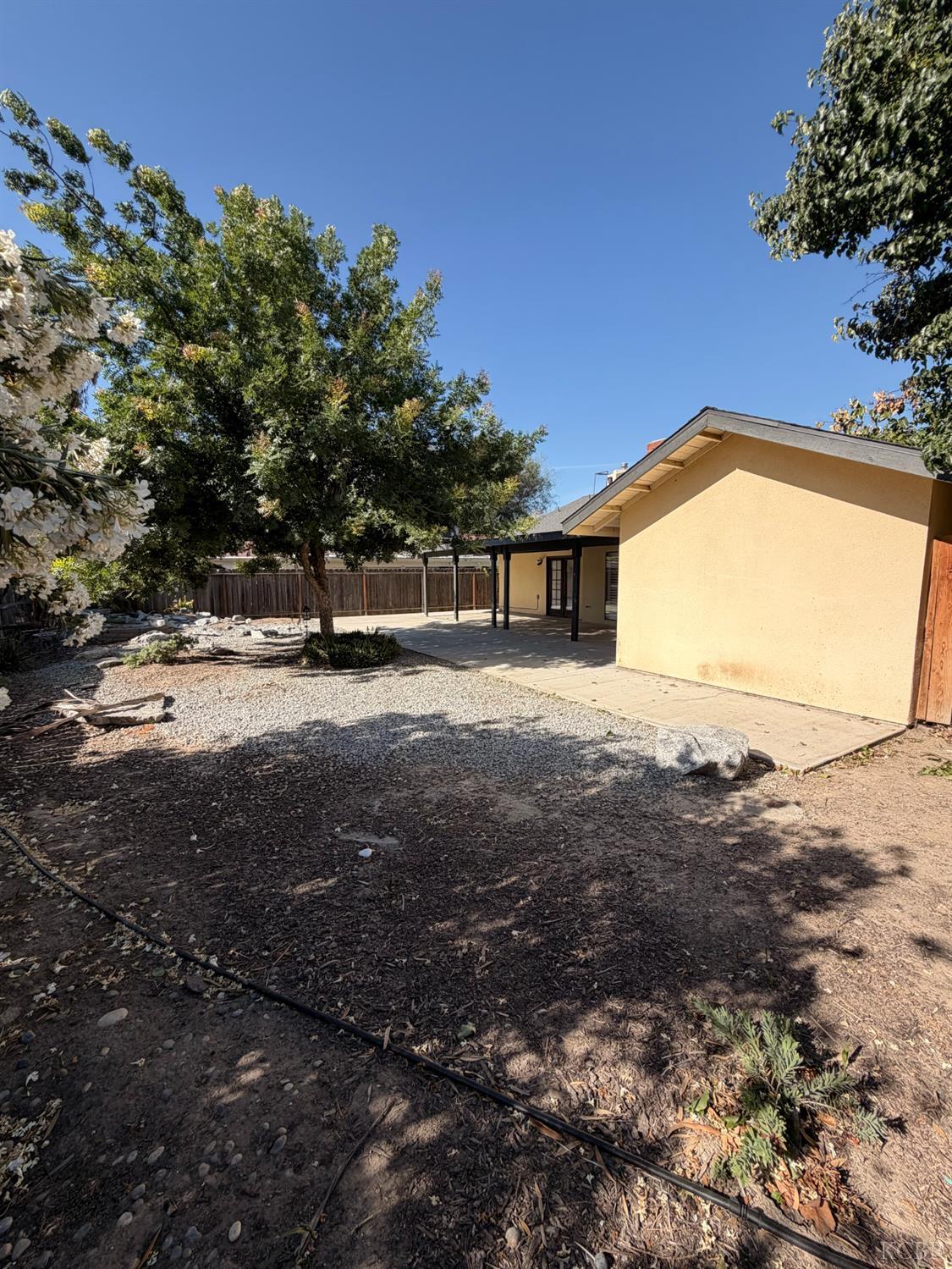 2319 Aspen St, Hanford, CA 93230