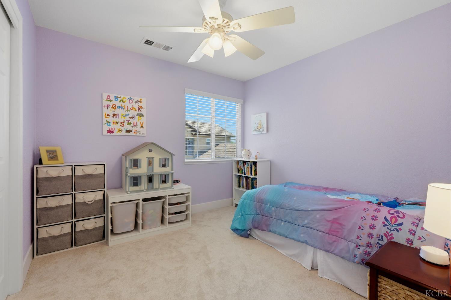 917 Margaret Cir, Hanford, CA 93230