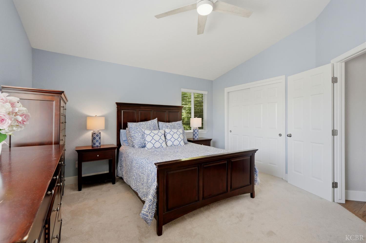 917 Margaret Cir, Hanford, CA 93230