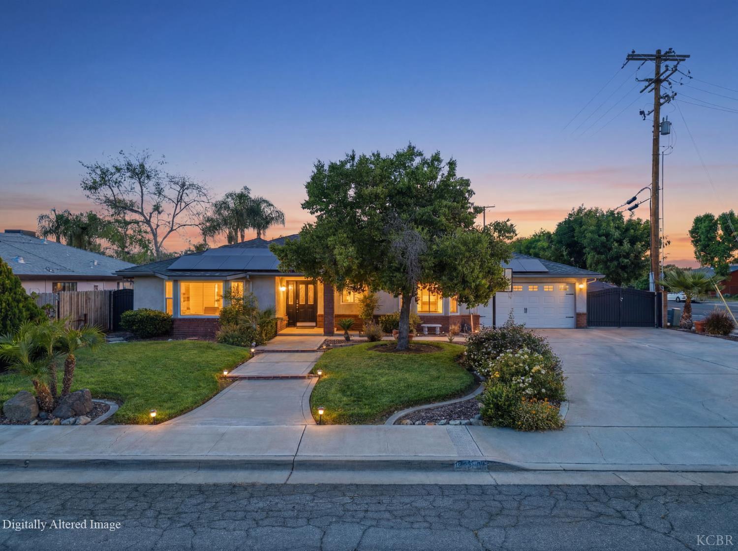 100 W Adrian Way, Hanford, CA 93230