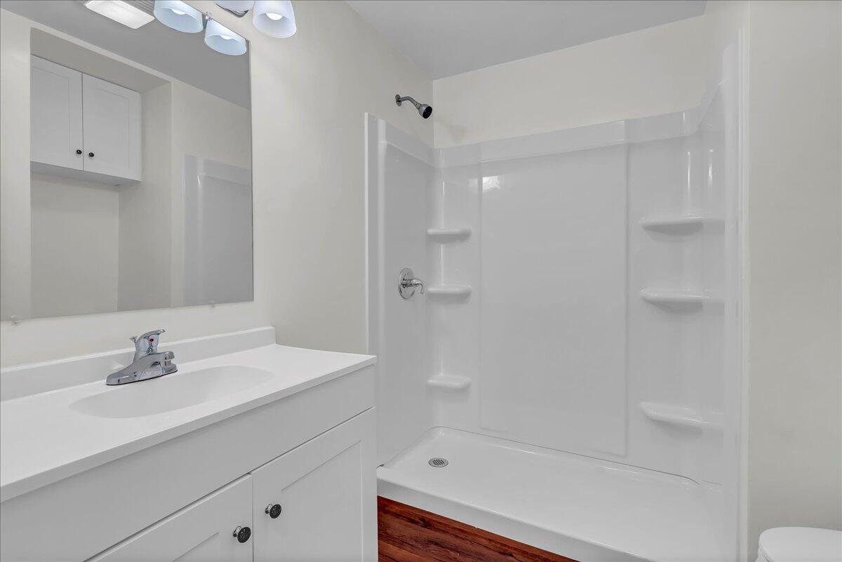 1015 Hall Ave, Corcoran, CA 93212