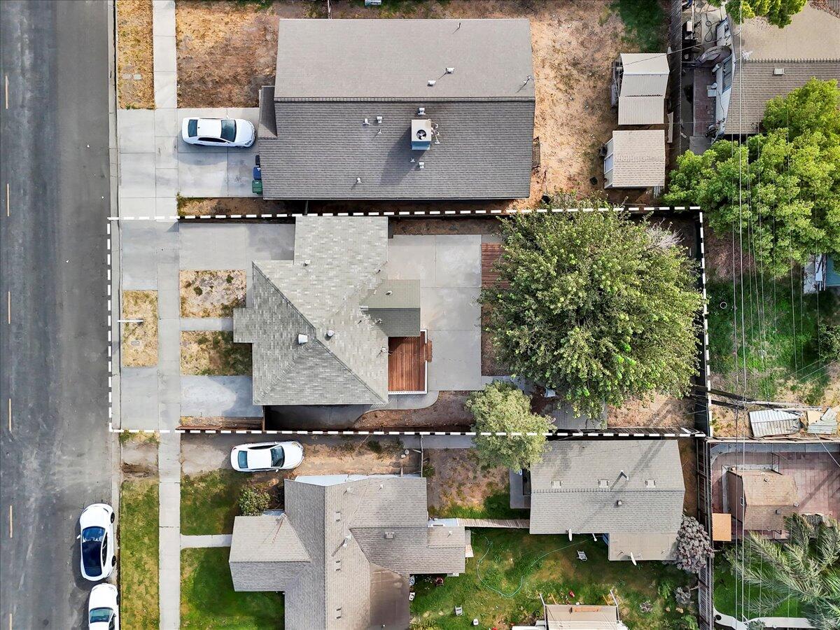 1015 Hall Ave, Corcoran, CA 93212