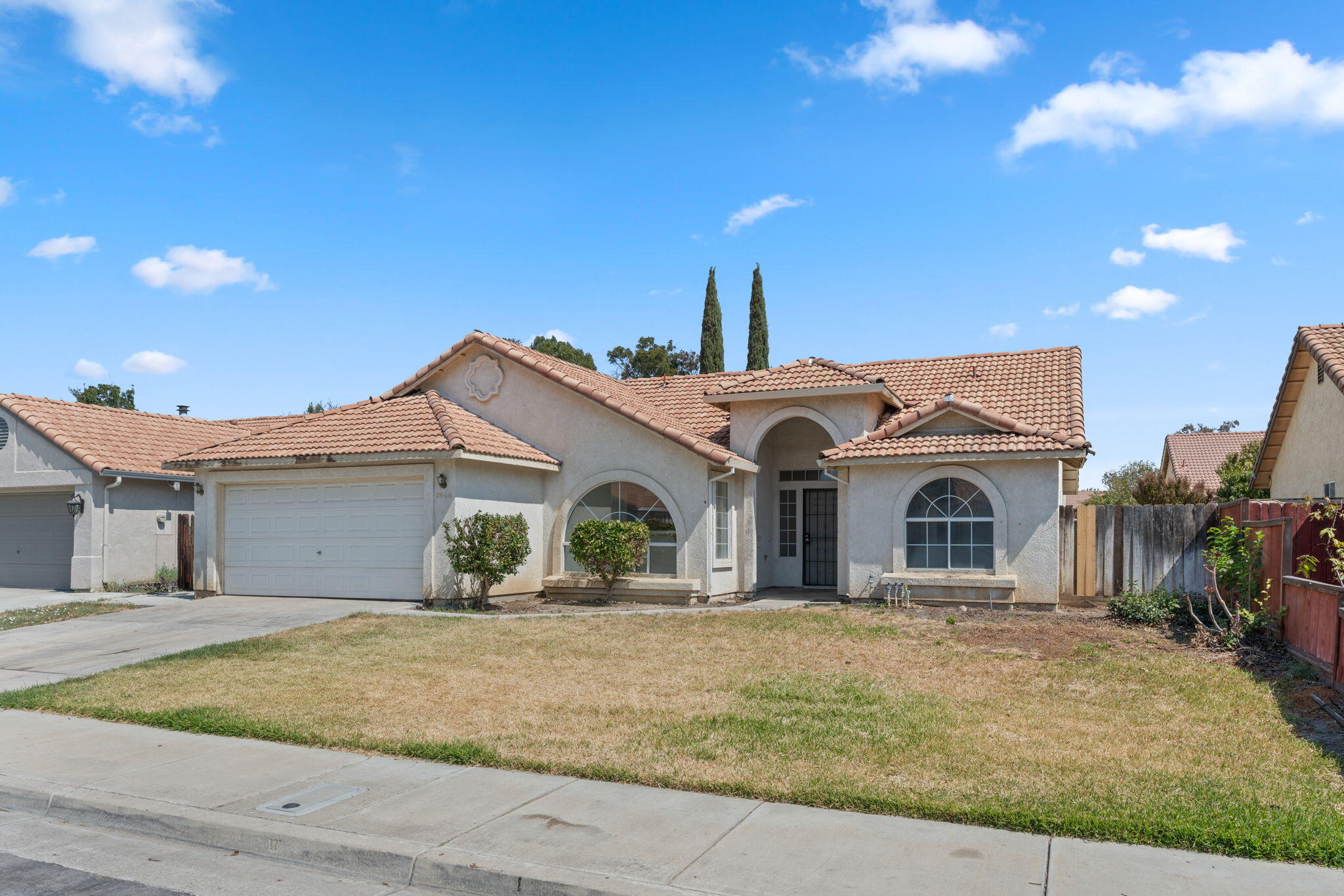 2066 Hastings Dr, Los Banos, CA 93635