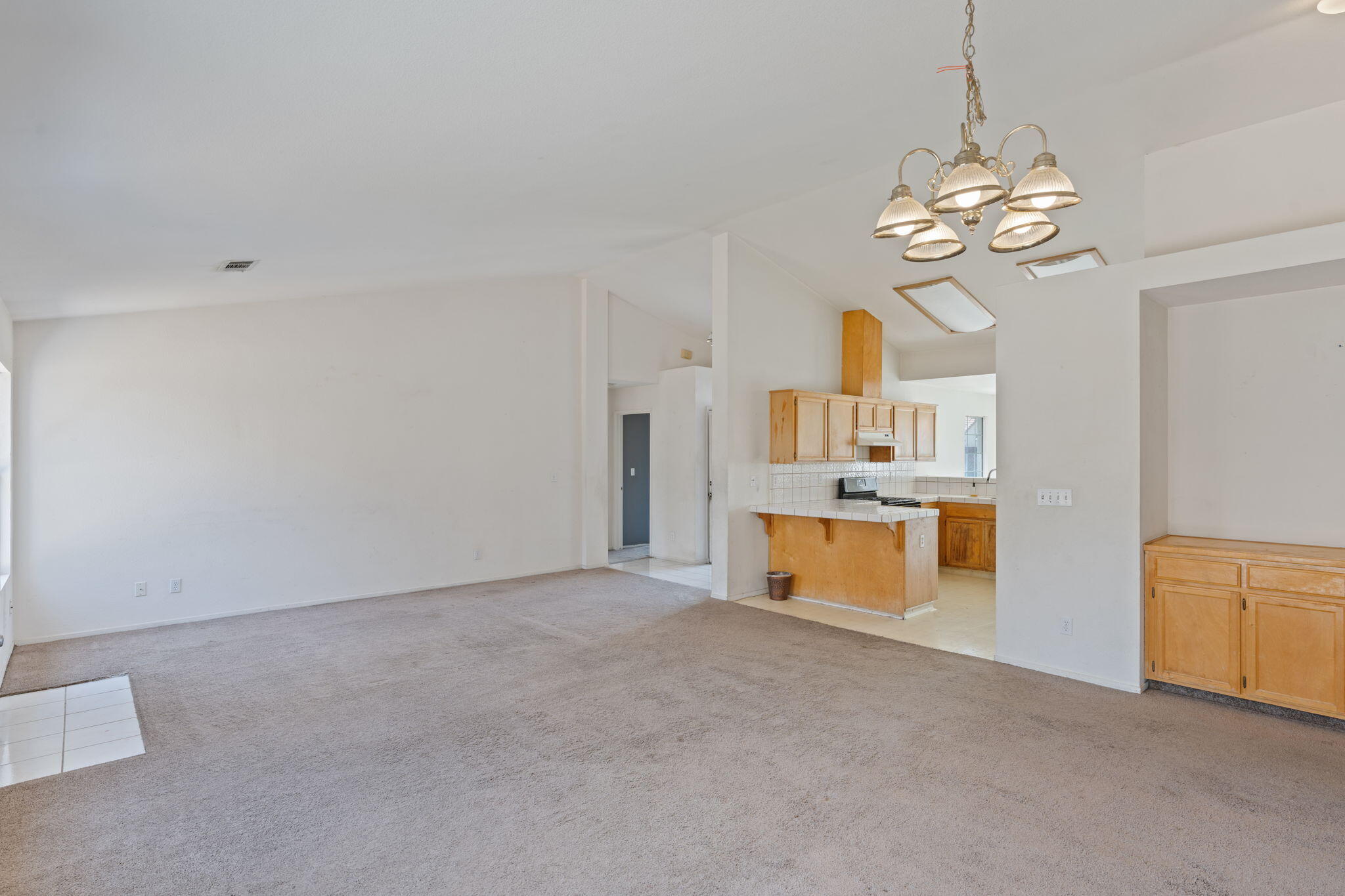 2066 Hastings Dr, Los Banos, CA 93635