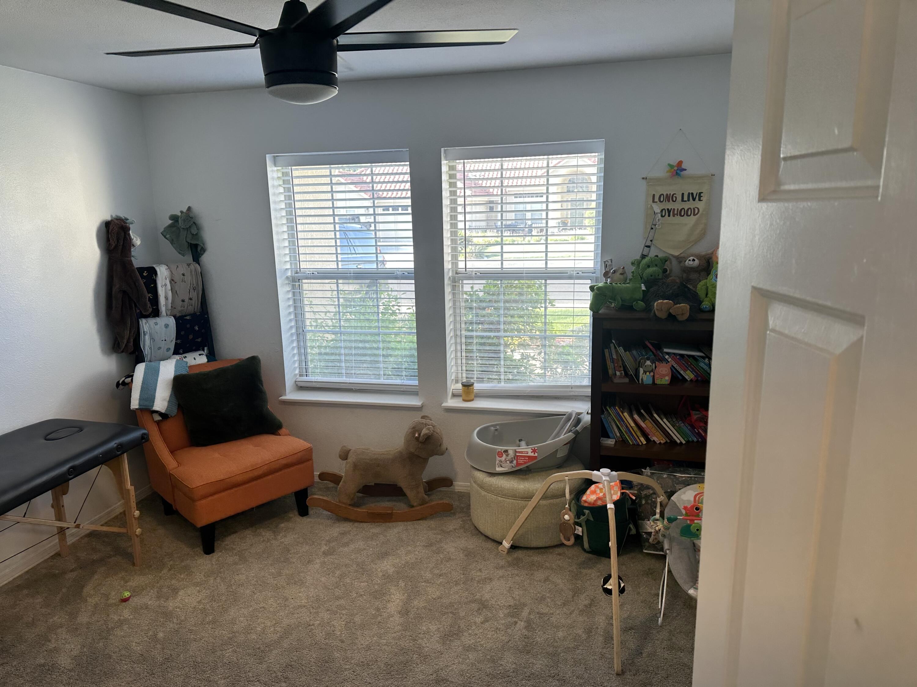 575 Encore Dr, Hanford, CA 93230