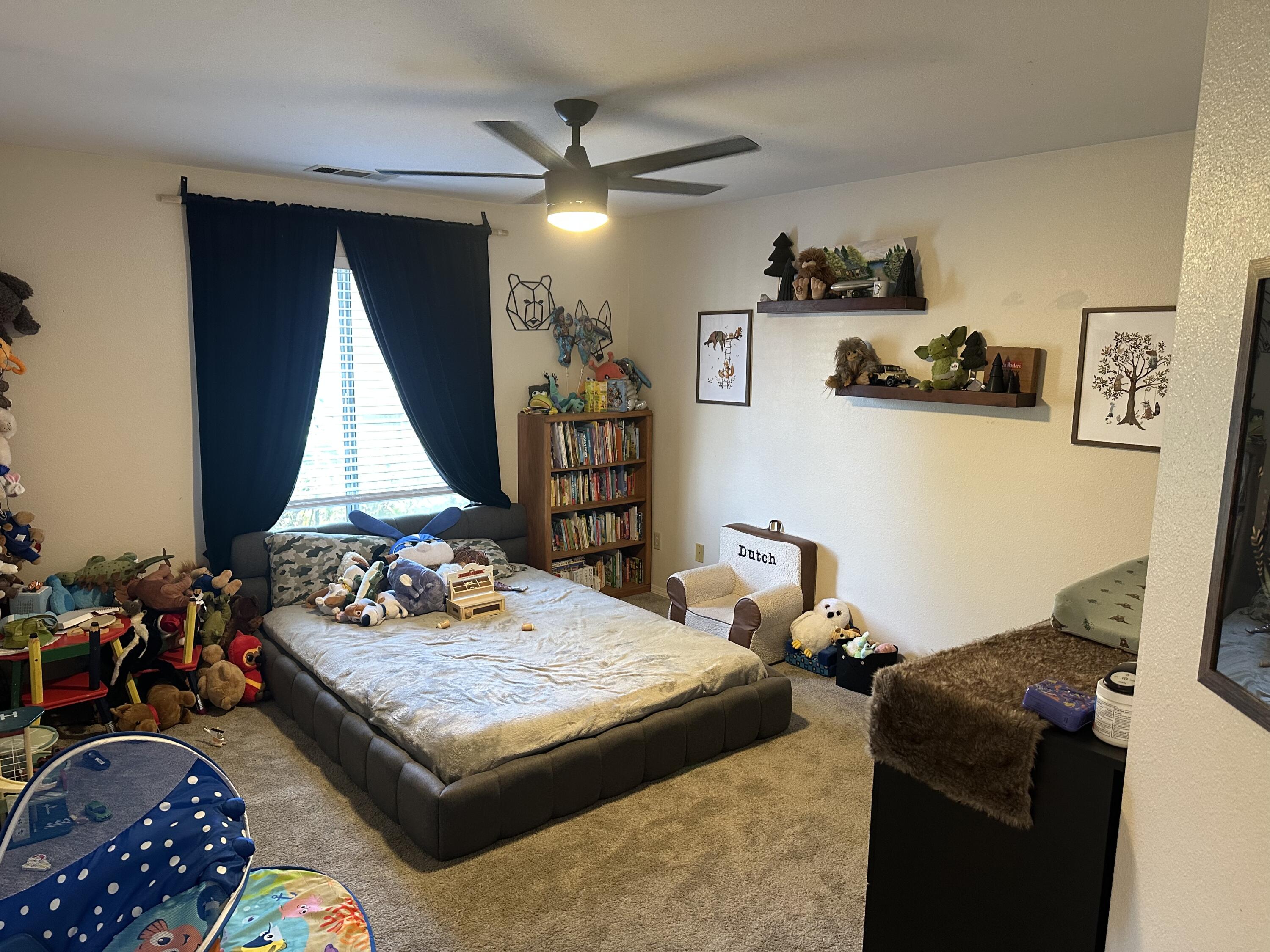 575 Encore Dr, Hanford, CA 93230