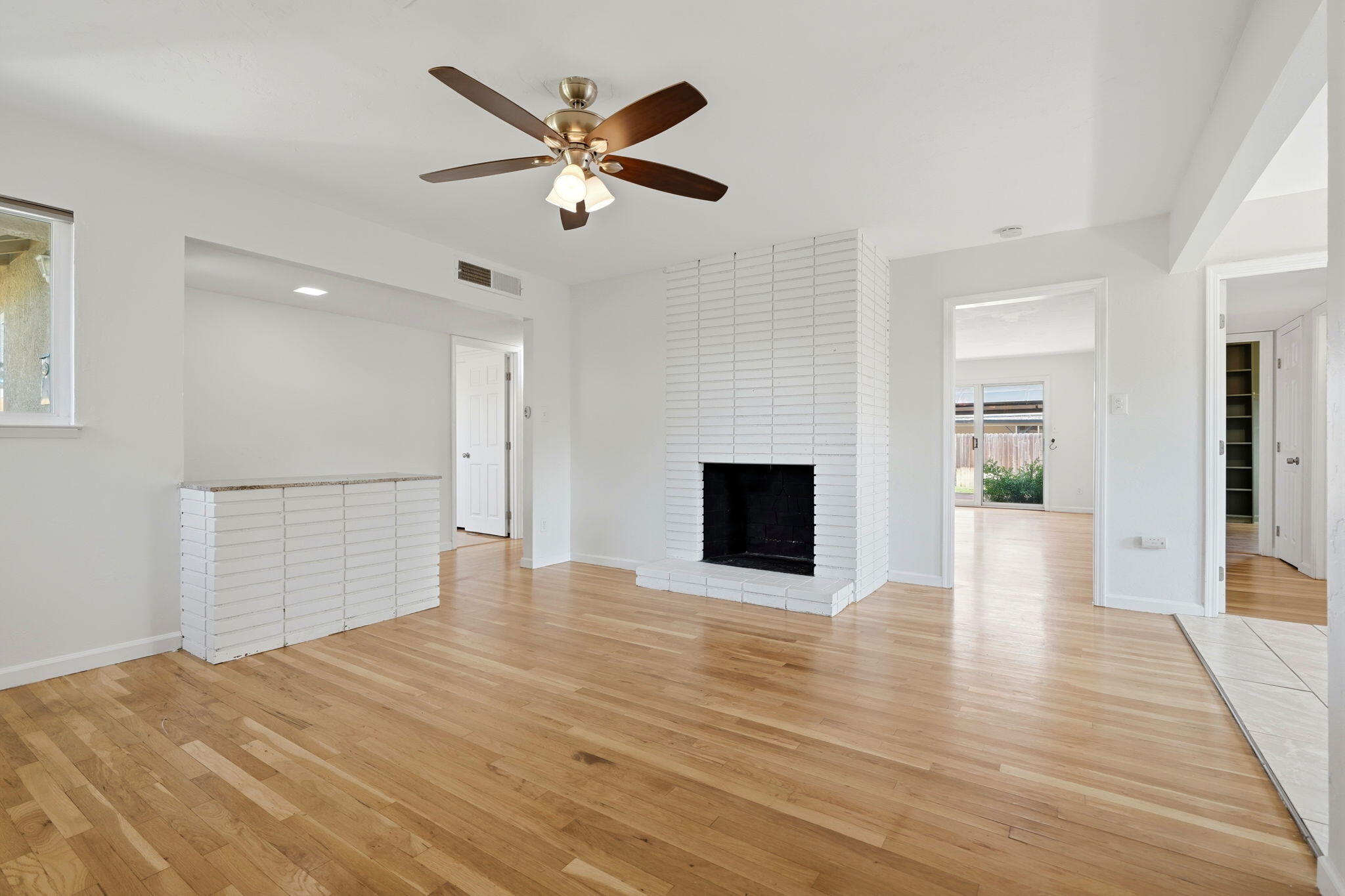 1931 N Douty St, Hanford, CA 93230