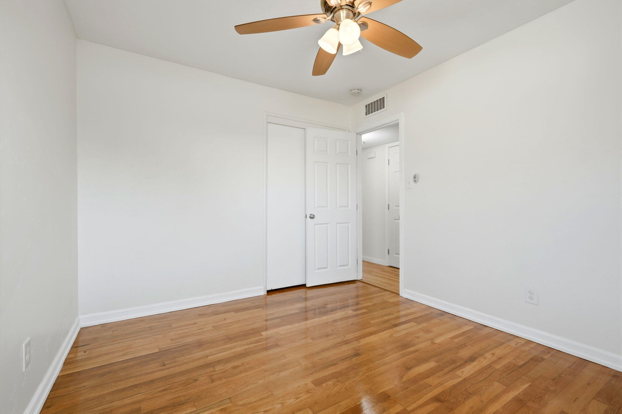 1931 N Douty St, Hanford, CA 93230