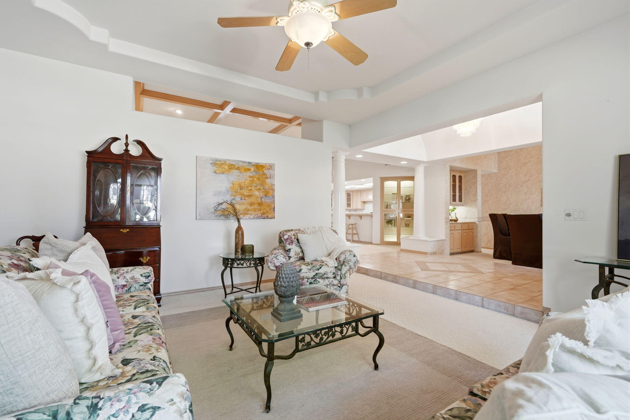 3403 E Vassar Ct, Visalia, CA 93292