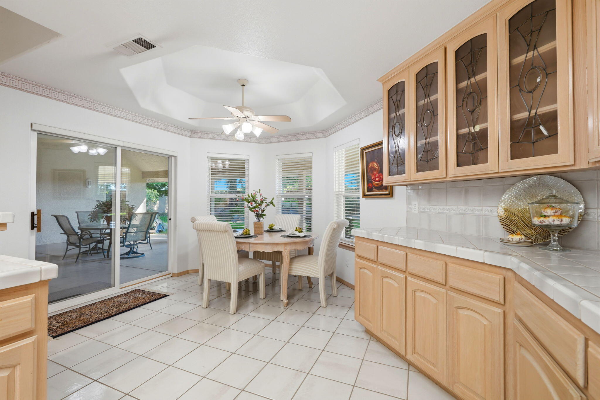 3403 E Vassar Ct, Visalia, CA 93292